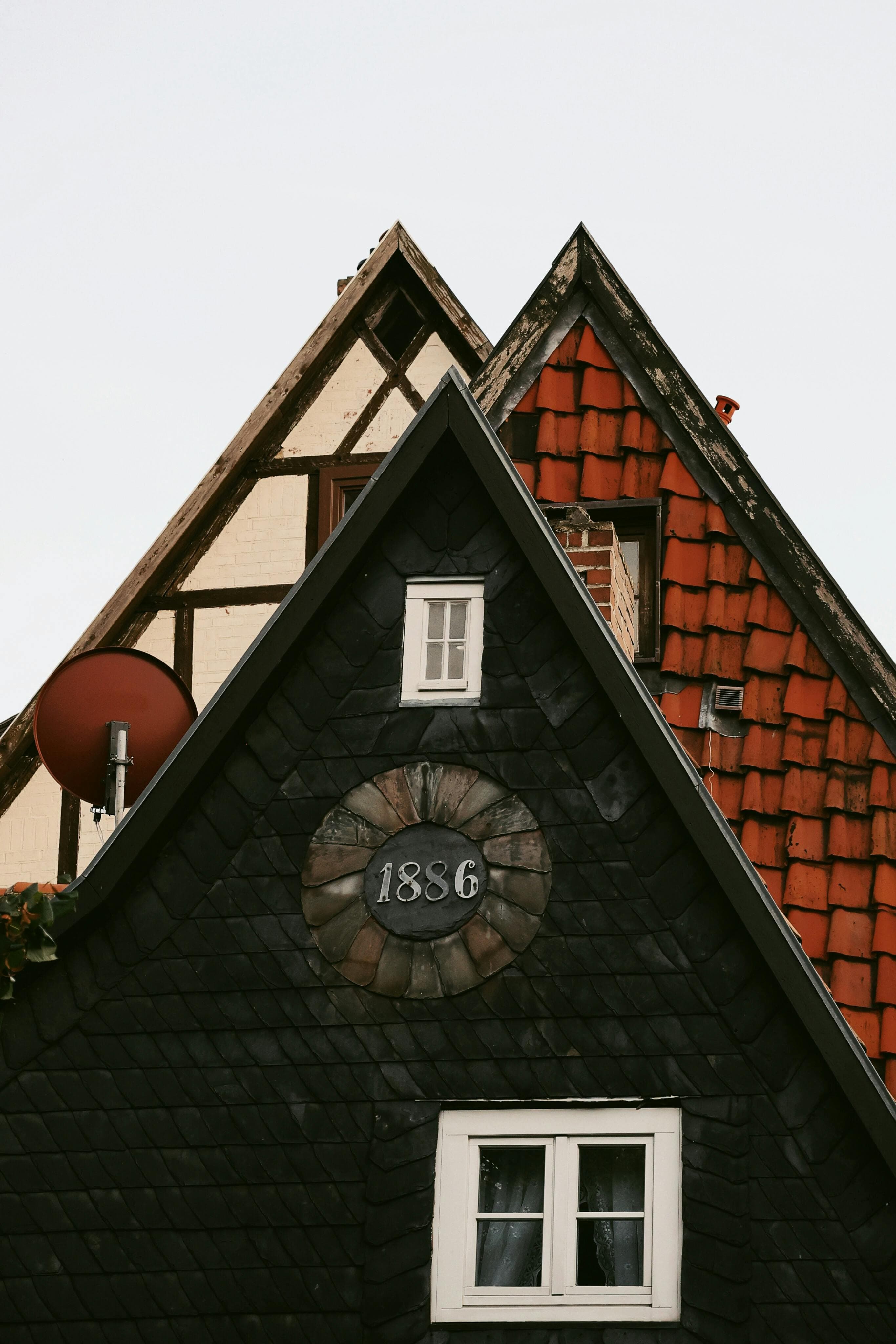 Elegant mansion in Barrio Puso - Image 2